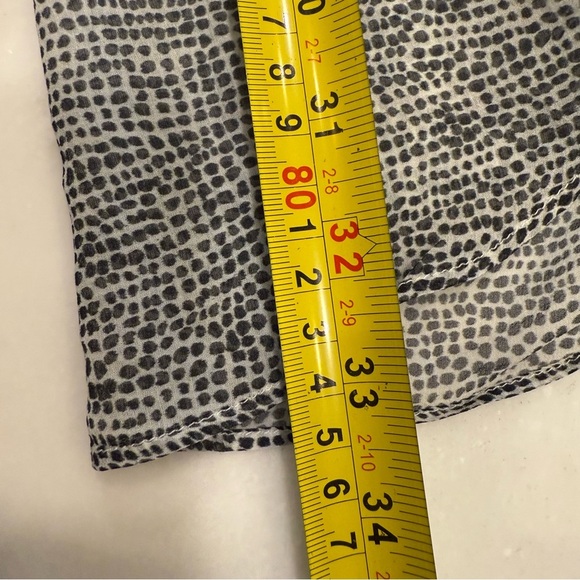 Eileen Fisher Sleeveless Silk asymmetric top Grey Draped Scoop Neck Size XS - Picture 9 of 11